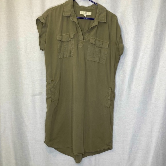 Thread & Supply T-Shirt Dress green pockets has a couple of spots see pics M - Picture 1 of 11